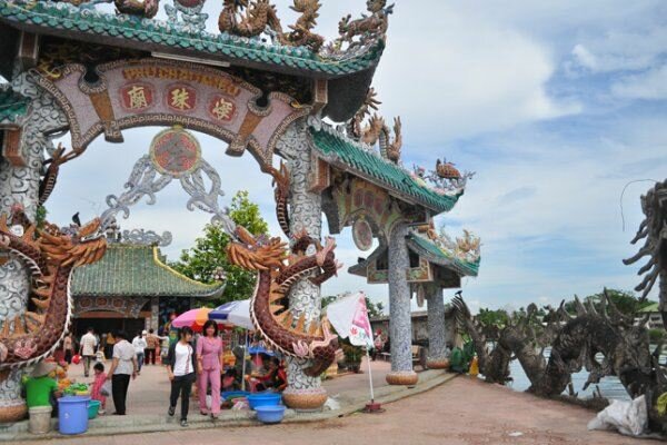 Sổ tay du lịch so tay du lich Sotaydulich Sotay Dulich Khampha Kham Pha Bui Mieu noi tren song Vam Thuat