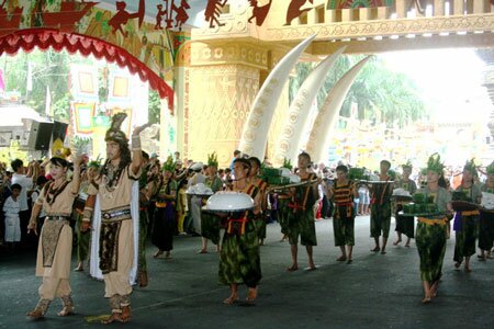 Sổ tay du lịch so tay du lich Sotaydulich Sotay Dulich Khampha Kham Pha Bui Nguoi dan TPHCM nao nuc ngay GIo To