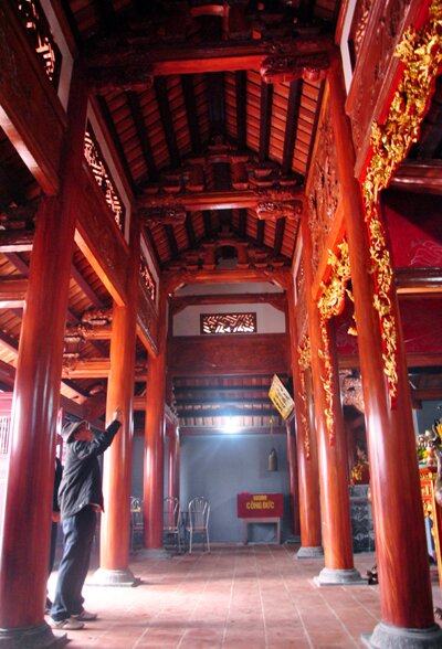 Sổ tay du lịch so tay du lich Sotaydulich Sotay Dulich Khampha Kham Pha Bui Van Hai linh tu diem du lich tam linh cua Van Don