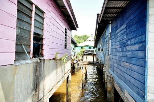 Sổ tay du lịch so tay du lich Sotaydulich Sotay Dulich Khampha Kham Pha Bui Kampong Ayer lang noi lon nhat the gioi o Brunei