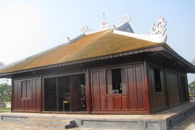 Sổ tay du lịch so tay du lich Sotaydulich Sotay Dulich Khampha Kham Pha Bui Di tich Tay Khuyet Dai Hoang thanh Hue di vao hoat dong