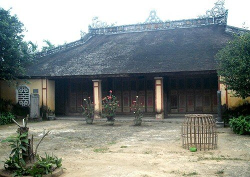 Sổ tay du lịch so tay du lich Sotaydulich Sotay Dulich Khampha Kham Pha Bui Co mot con duong di san o Hue