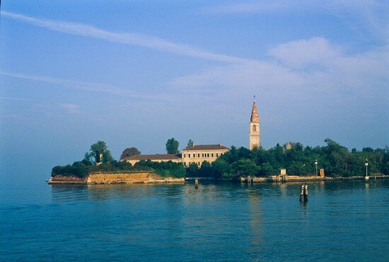  Sổ tay du lịch so tay du lich Sotaydulich Sotay Dulich Khampha Kham Pha Bui Dao Poveglia va nhung truyen thuyet rung ron