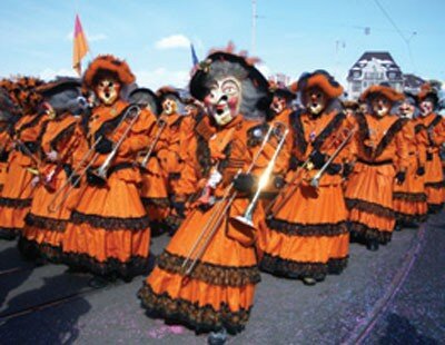  Sổ tay du lịch so tay du lich Sotaydulich Sotay Dulich Khampha Kham Pha Bui Ruc ro le hoi Fastnacht o Basel
