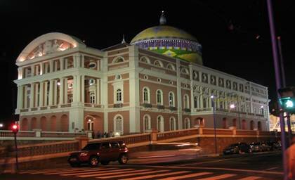 Sổ tay du lịch so tay du lich Sotaydulich Sotay Dulich Khampha Kham Pha Bui Manaus trai tim cua Amazon