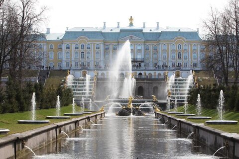Sổ tay du lịch so tay du lich Sotaydulich Sotay Dulich Khampha Kham Pha Bui Peterhof cung dien mua he mat me o Nga