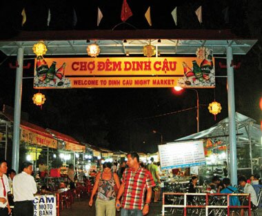 Sổ tay du lịch so tay du lich Sotaydulich Sotay Dulich Khampha Kham Pha Bui Kham pha cho dem Dinh Cau