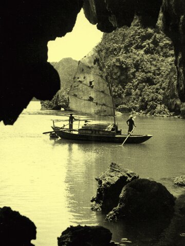 Sổ tay du lịch so tay du lich Sotaydulich Sotay Dulich Khampha Kham Pha Bui Hinh anh vinh ha long 100 nam truoc