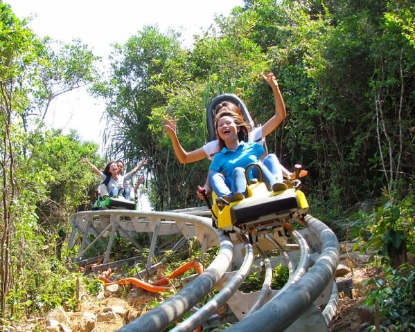 Sổ tay du lịch so tay du lich Sotaydulich Sotay Dulich Khampha Kham Pha Bui Vinpearl Alpine Coaster he thong xe truot nui dai nhat dong nam a