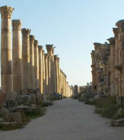 Sổ tay du lịch so tay du lich Sotaydulich Sotay Dulich Khampha Kham Pha Bui Jerash hai hoa ve dep dong Tay