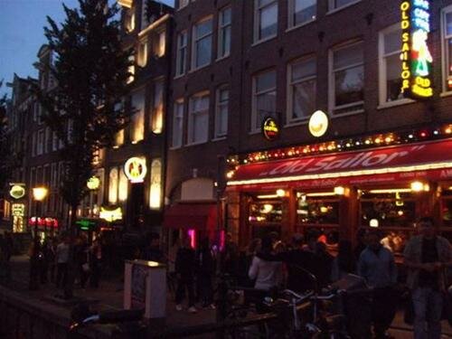 http://kimchi.jcapt.com/img1/store/diembao/Amsterdamt.jpg