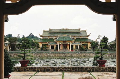 Sotaydulich Sotay Dulich Khampha Kham Pha Bui van mieu Tran Bien rang ro ngan nam van hien