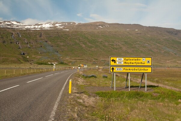 Sổ tay du lịch so tay du lich Sotaydulich Sotay Dulich Khampha Kham Pha Bui Co mot noi nhu the Iceland thien than” 