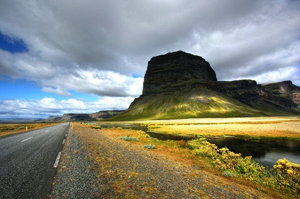 Sổ tay du lịch so tay du lich Sotaydulich Sotay Dulich Khampha Kham Pha Bui Co mot noi nhu the Iceland thien than” 