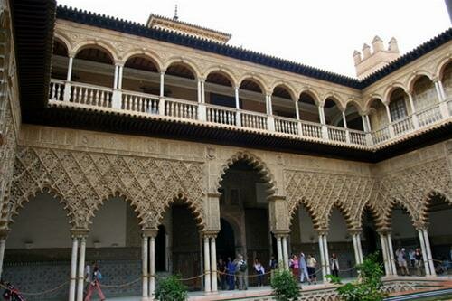 Sổ tay du lịch so tay du lich Sotaydulich Sotay Dulich Khampha Kham Pha Bui Hu ao cung dien Alcazar o Sevilla