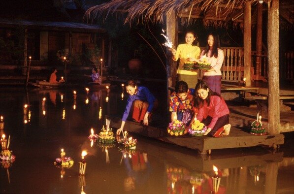 Sổ tay du lịch so tay du lich Sotaydulich Sotay Dulich Khampha Kham Pha Bui Loy Krathong le hoa hoa dang lang man nhat the gioi