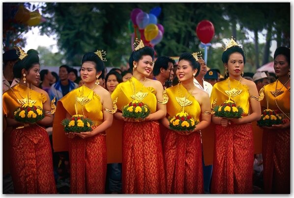 Sổ tay du lịch so tay du lich Sotaydulich Sotay Dulich Khampha Kham Pha Bui Loy Krathong le hoa hoa dang lang man nhat the gioi