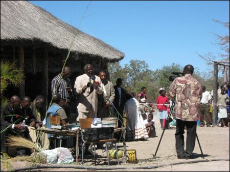 Sổ tay du lịch so tay du lich Sotaydulich Sotay Dulich Khampha Kham Pha Bui Okavango diem du lich hoang da cua Botswana