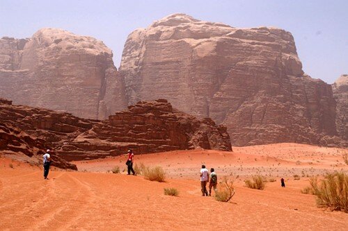 Sổ tay du lịch so tay du lich Sotaydulich Sotay Dulich Khampha Kham Pha Bui Kham pha Jordan tren lung lac da