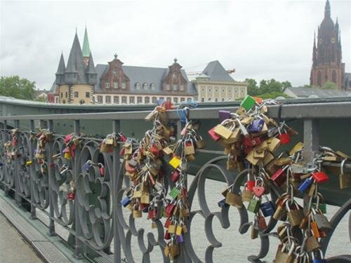 Sổ tay du lịch so tay du lich Sotaydulich Sotay Dulich Khampha Kham Pha Bui O khoa tinh yeu tren cau Eiserner Steg