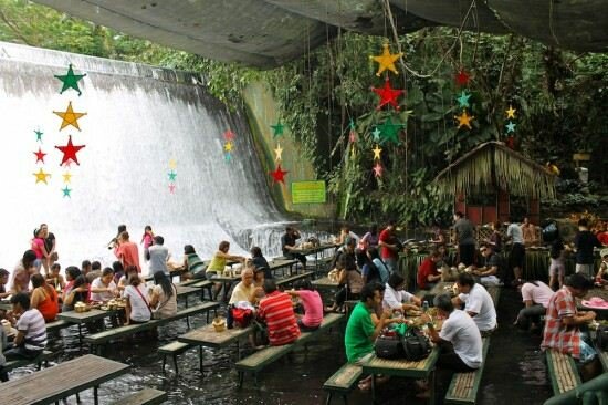 Sổ tay du lịch so tay du lich Sotaydulich Sotay Dulich Khampha Kham Pha Bui Villa Escudero trai nghiem bua trua ben dong thac