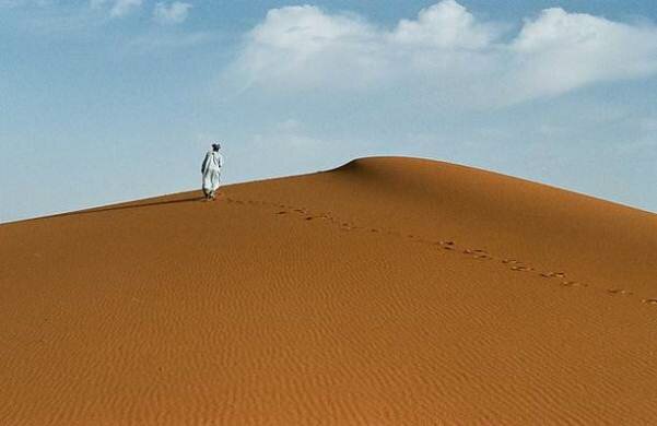 Sổ tay du lịch so tay du lich Sotaydulich Sotay Dulich Khampha Kham Pha Bui Sa mac Erg Chebbi nguoi anh em Sahara