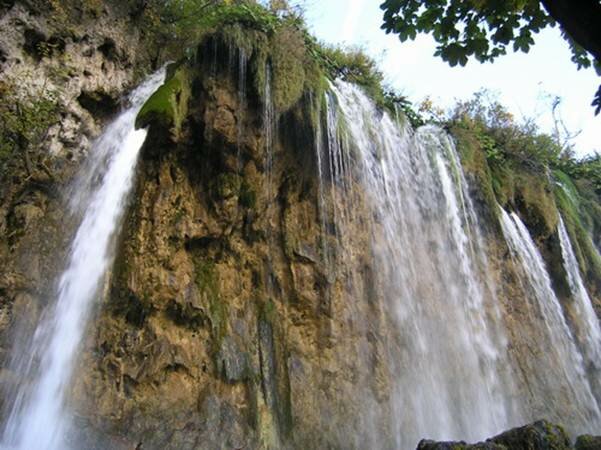 Sổ tay du lịch so tay du lich Sotaydulich Sotay Dulich Khampha Kham Pha Bui Cảnh quan độc đáo Vườn quốc gia Plitvice ở Croatia