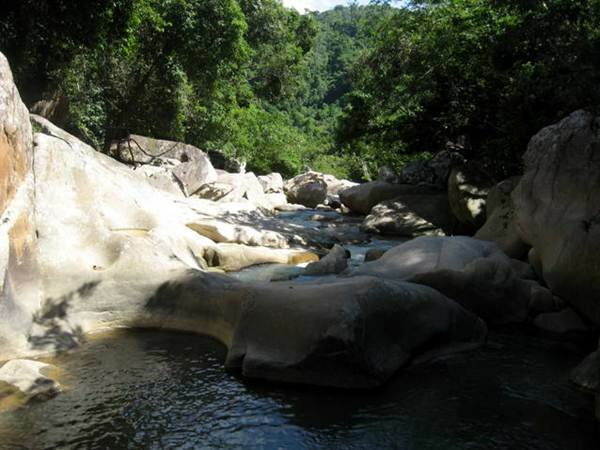 Sổ tay du lịch so tay du lich Sotaydulich Sotay Dulich Khampha Kham Pha Bui Chinh phục Ba Hồ