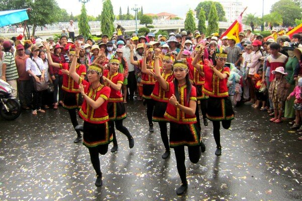 Sổ tay du lịch so tay du lich Sotaydulich Sotay Dulich Khampha Kham Pha Bui Hội nghinh Ông xuất du ở Phan Thiết