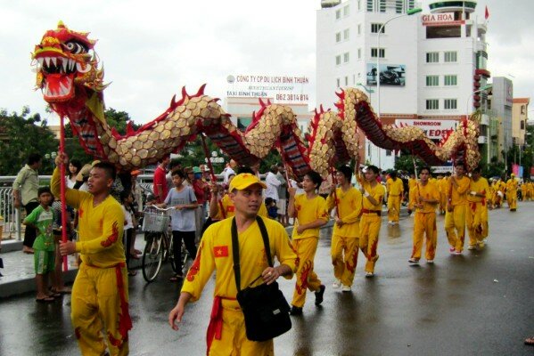 Sổ tay du lịch so tay du lich Sotaydulich Sotay Dulich Khampha Kham Pha Bui Hội nghinh Ông xuất du ở Phan Thiết