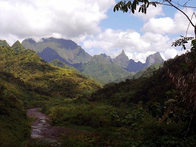 Sổ tay du lịch so tay du lich Sotaydulich Sotay Dulich Khampha Kham Pha Bui Huahine hòn đảo của truyền thống