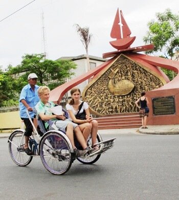 Sổ tay du lịch so tay du lich Sotaydulich Sotay Dulich Khampha Kham Pha Bui Nét đẹp xích lô Huế