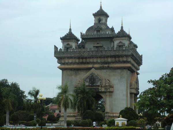 Sổ tay du lịch so tay du lich Sotaydulich Sotay Dulich Khampha Kham Pha Bui Viêng Chăn Thành phố của mặt trăng