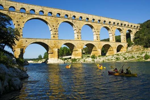 Sổ tay du lịch so tay du lich Sotaydulich Sotay Dulich Khampha Kham Pha Bui Pont du Gard Cổ kính một chiêc cầu