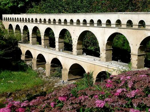 Sổ tay du lịch so tay du lich Sotaydulich Sotay Dulich Khampha Kham Pha Bui Pont du Gard Cổ kính một chiêc cầu