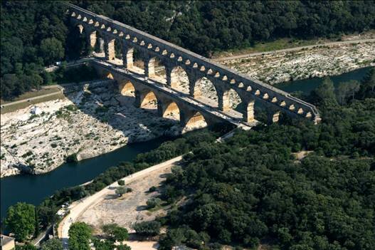 Sổ tay du lịch so tay du lich Sotaydulich Sotay Dulich Khampha Kham Pha Bui Pont du Gard Cổ kính một chiêc cầu