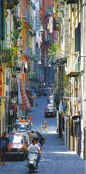 Sổ tay du lịch so tay du lich Sotaydulich Sotay Dulich Khampha Kham Pha Bui Sáng và tối ở Napoli