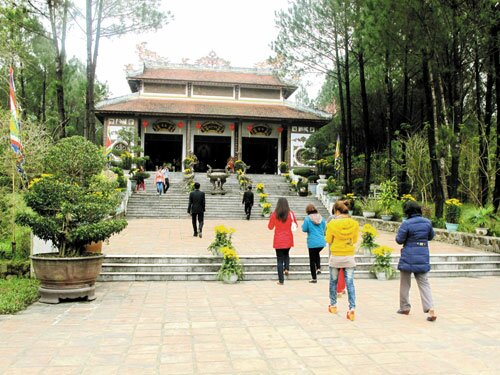 Sổ tay du lịch so tay du lich Sotaydulich Sotay Dulich Khampha Kham Pha Bui Thăm đền Huyền Trân công chúa