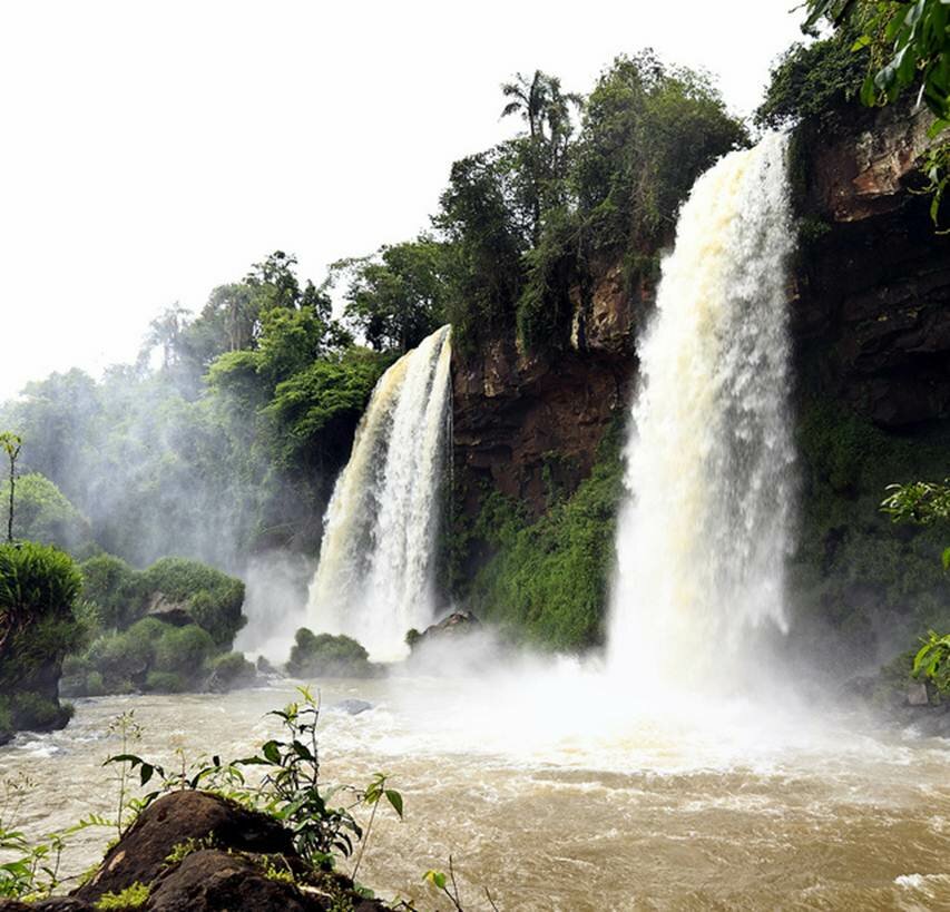 Sổ tay du lịch so tay du lich Sotaydulich Sotay Dulich Khampha Kham Pha Bui Iguazu Ngọn thác của sự nổi giận thần thánh