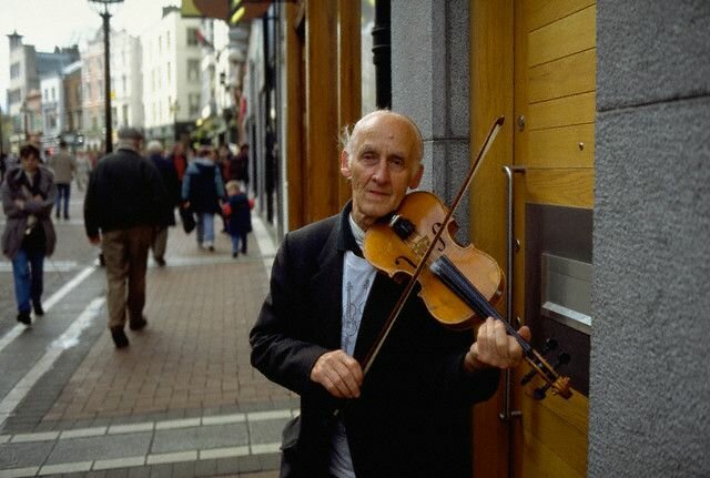 Sổ tay du lịch so tay du lich Sotaydulich Sotay Dulich Khampha Kham Pha Bui Dạo phố mua sắm Grafton Street và tham quan Trinity College