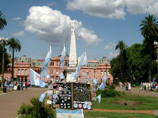 Sổ tay du lịch so tay du lich Sotaydulich Sotay Dulich Khampha Kham Pha Bui Plaza de Mayo trái tim của Buenos Aires