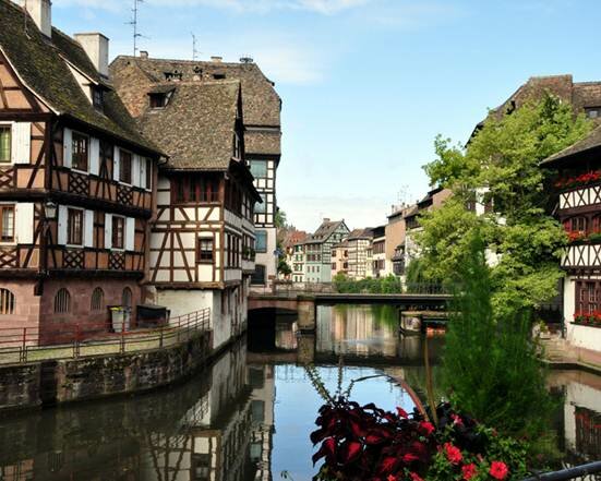 Sổ tay du lịch so tay du lich Sotaydulich Sotay Dulich Khampha Kham Pha Bui Strasbourg Cổ kính và hiện đại