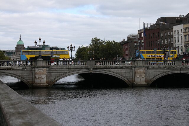 Sổ tay du lịch so tay du lich Sotaydulich Sotay Dulich Khampha Kham Pha Bui Chiêm ngưỡng kiến trúc các cây cầu ở Dublin