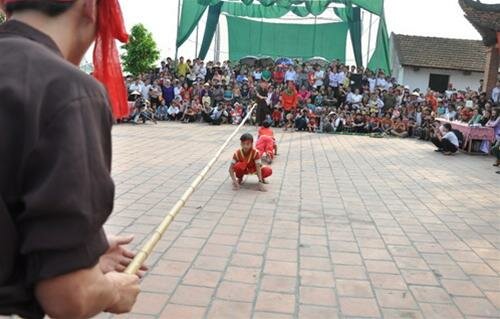 Sổ tay du lịch so tay du lich Sotaydulich Sotay Dulich Khampha Kham Pha Bui Độc đáo lễ hội kén rể thôn Đường Yên