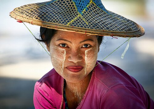 Sổ tay du lịch so tay du lich Sotaydulich Sotay Dulich Khampha Kham Pha Bui Thanaka kem chống nắng kiểu Myanmar