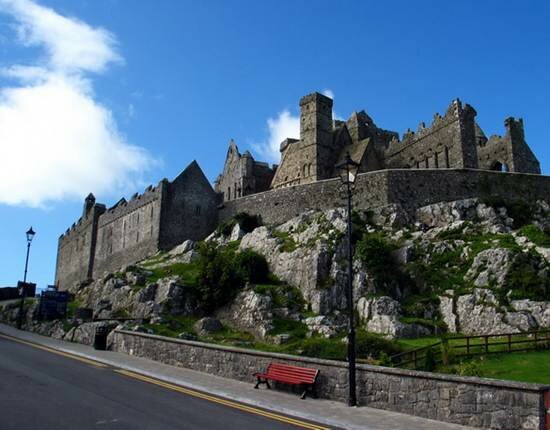 Sổ tay du lịch so tay du lich Sotaydulich Sotay Dulich Khampha Kham Pha Bui Rock of Cashel thanh bình