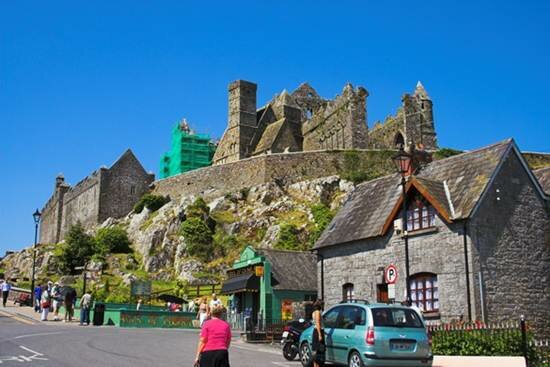 Sổ tay du lịch so tay du lich Sotaydulich Sotay Dulich Khampha Kham Pha Bui Rock of Cashel thanh bình