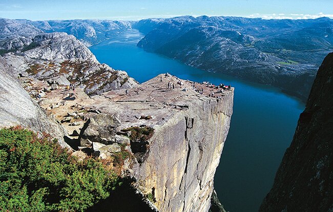 Sổ tay du lịch so tay du lich Sotaydulich Sotay Dulich Khampha Kham Pha Bui Mạo hiểm ở núi đá Preikestolen