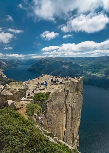 Sổ tay du lịch so tay du lich Sotaydulich Sotay Dulich Khampha Kham Pha Bui Mạo hiểm ở núi đá Preikestolen