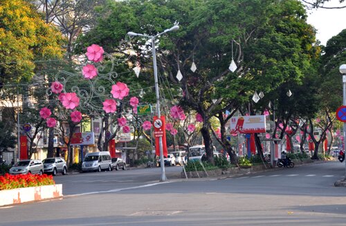 Sổ tay du lịch so tay du lich Sotaydulich Sotay Dulich Khampha Kham Pha Bui Sài gòn vắng vẻ sáng đầu năm